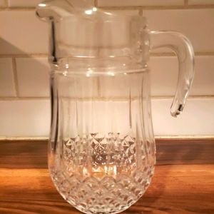 ARC FRANCE CLEAR GLASS WATER/JUICE PITCHER 8.5" TA